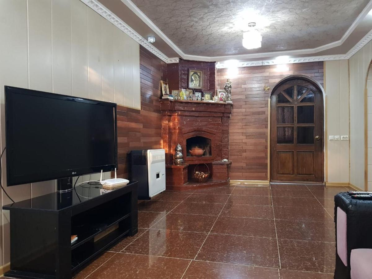 Гостевой Дом Поти Appartement Buitenkant foto