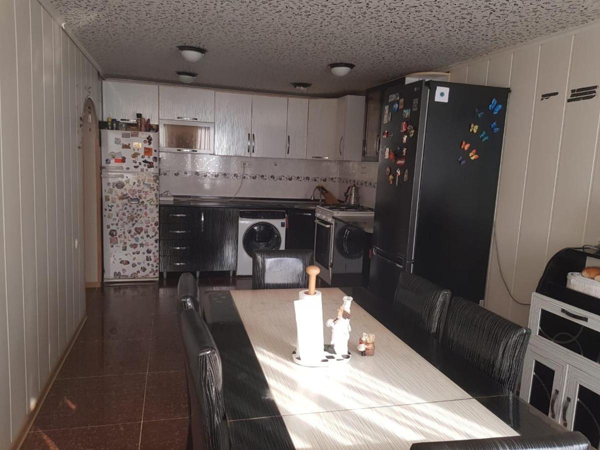 Гостевой Дом Поти Appartement Buitenkant foto